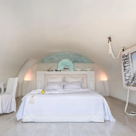 Michaela * Akrotírion