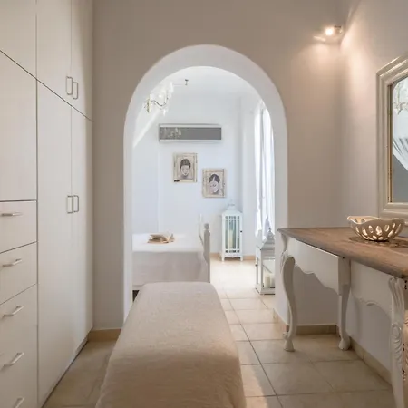 Michaela Akrotírion