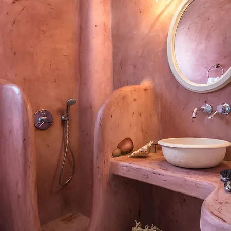 Michaela * Akrotírion