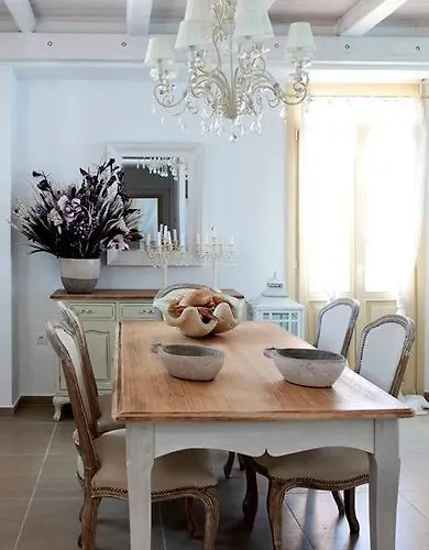 麦克拉别墅 * Akrotírion