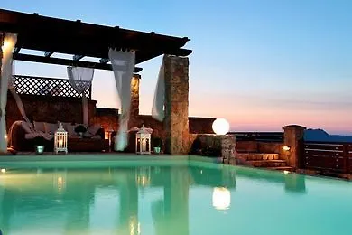 麦克拉别墅 Akrotírion