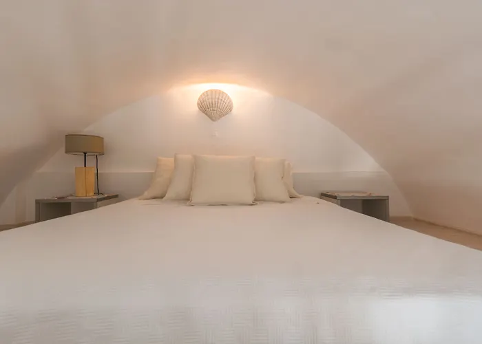 Michaela Villa Akrotiri (Santorini)