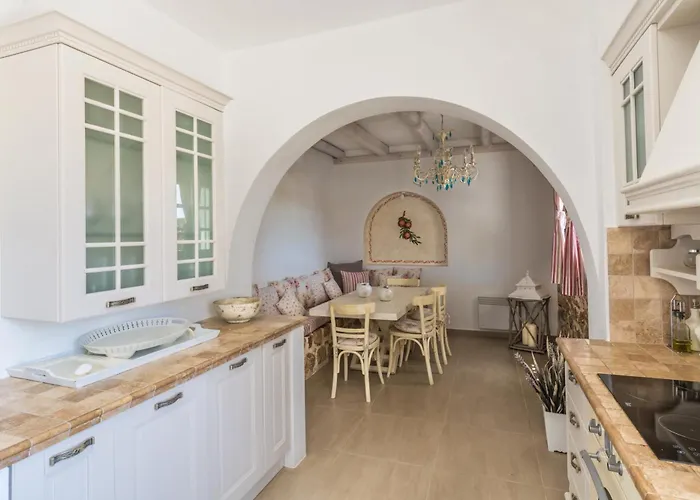 Michaela Villa Akrotiri (Santorini)