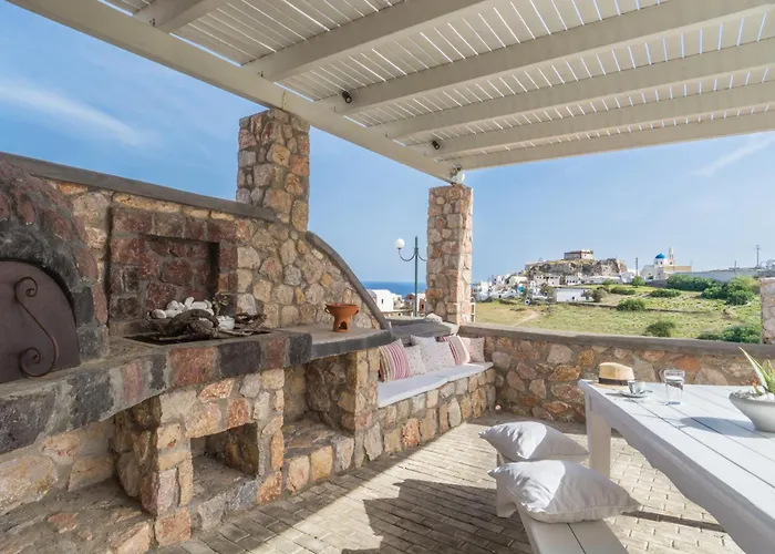 麦克拉别墅 Akrotírion