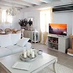 麦克拉别墅 *