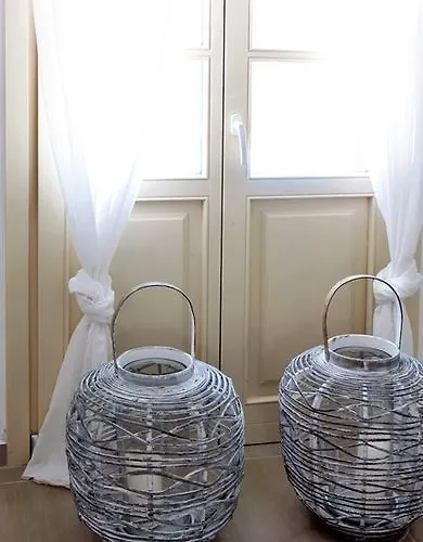 Michaela * Akrotírion